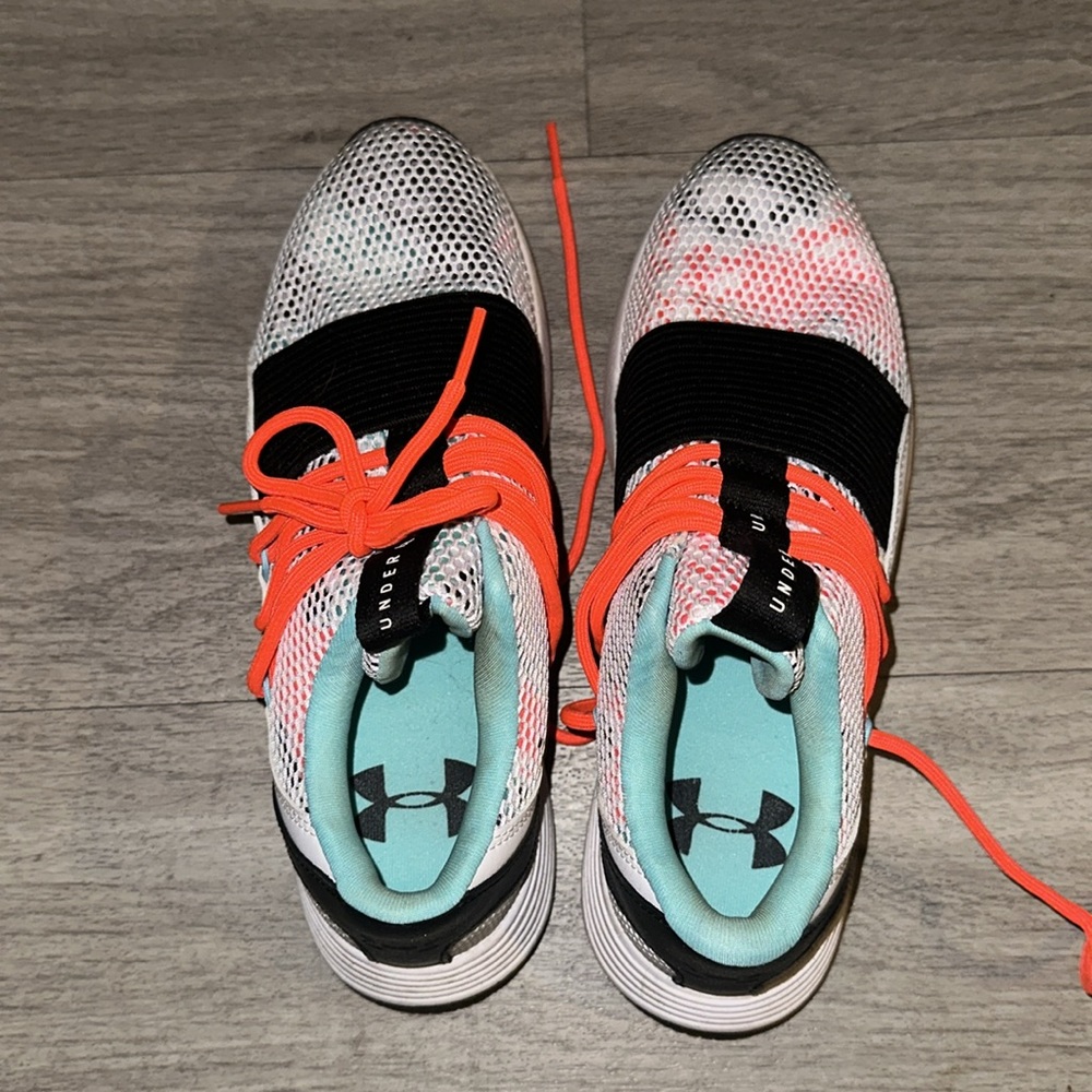 Under Armour Breathe Lace shoes - Picture 2 of 6